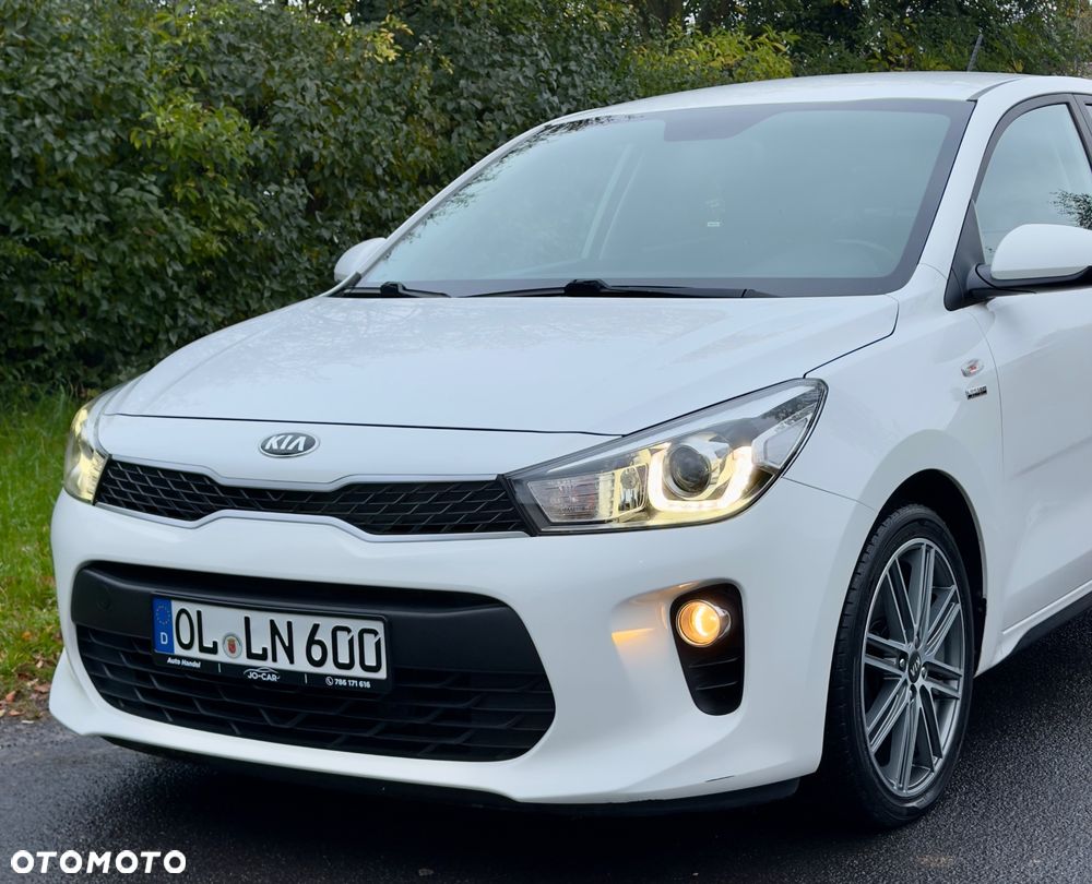 Kia Rio 1.0 T-GDI 100 Dream-Team Edition - 25