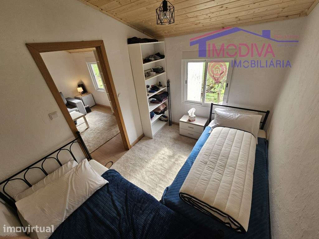 Moradia T1+1 restaurada, localizada na freguesia de Pedrógão Pequeno - Grande imagem: 3/25