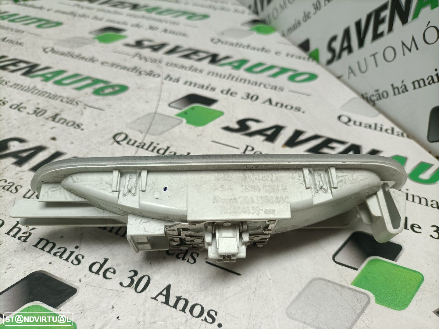 Plafonier / Botão Luz Tecto Dacia Lodgy (Js_) - 2