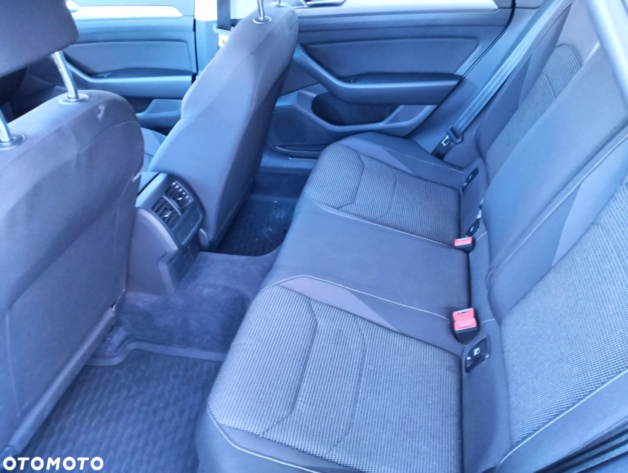 Volkswagen Arteon 2.0 TDI SCR Essence - 10