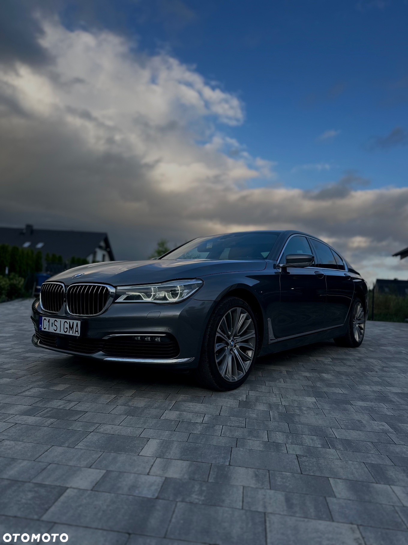 BMW Seria 7 750i xDrive - 8