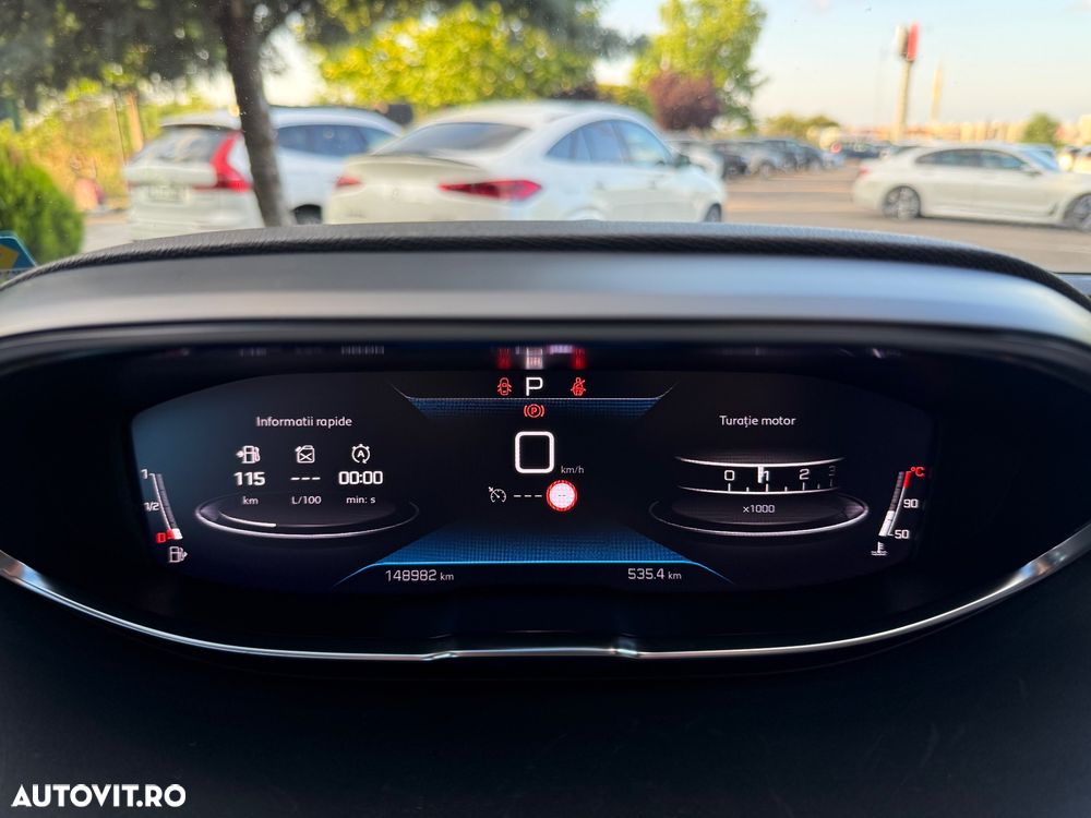 Peugeot 3008 BlueHDi 130 Stop & Start EAT8 Allure - 29