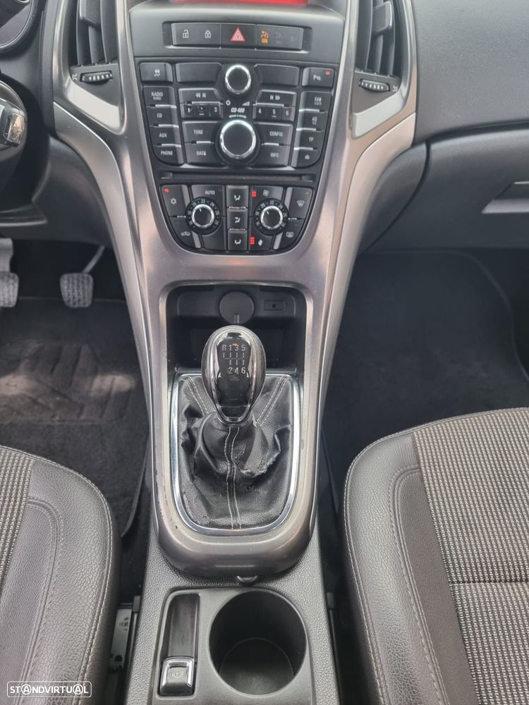 Opel Astra 2.0 CDTi Cosmo - 18