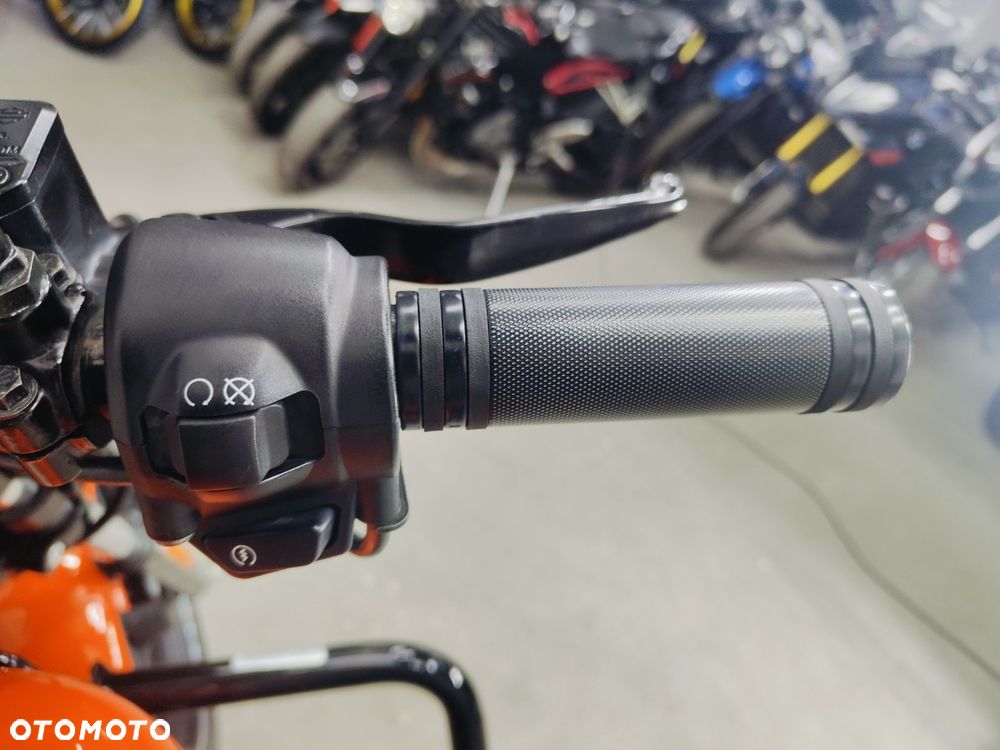 Harley-Davidson Street XG 750 - 18