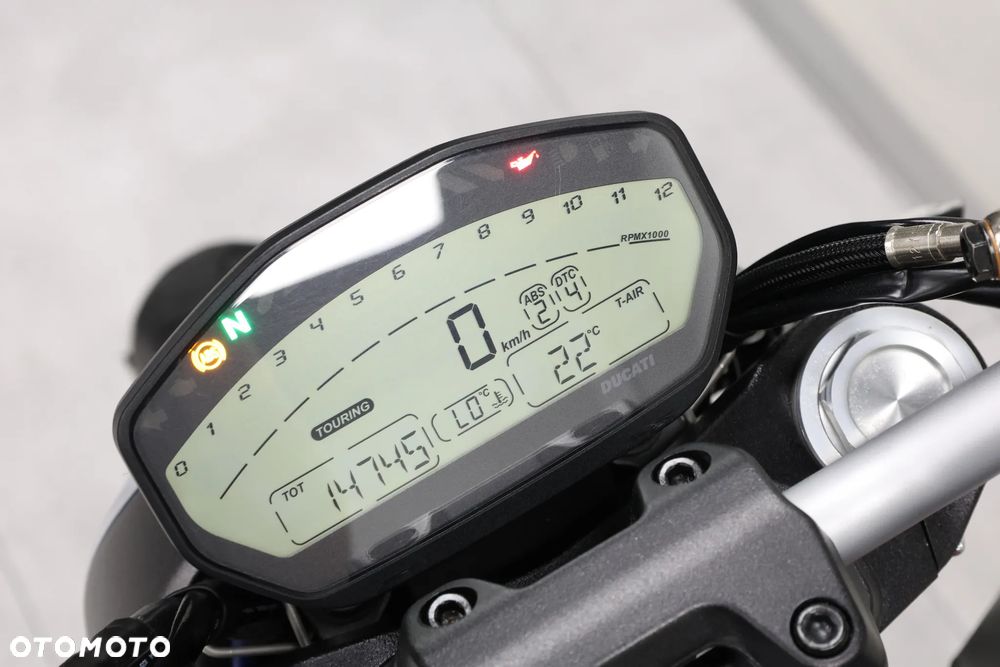 Ducati Monster - 23