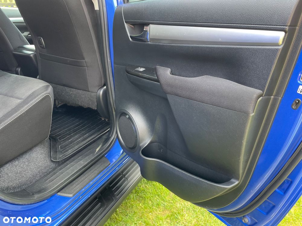 Toyota Hilux 2.4 D-4D Double Cab SR5 4x4 - 25