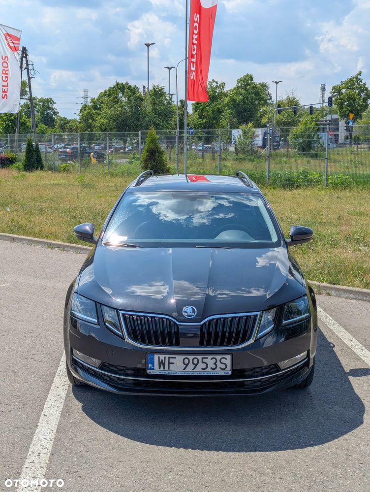 Skoda Octavia 2.0 TDI Ambition DSG - 1