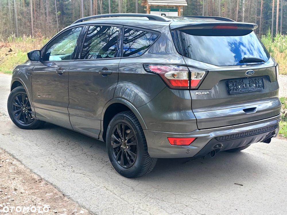 Ford Kuga 2.0 TDCi 4x4 ST-Line - 21
