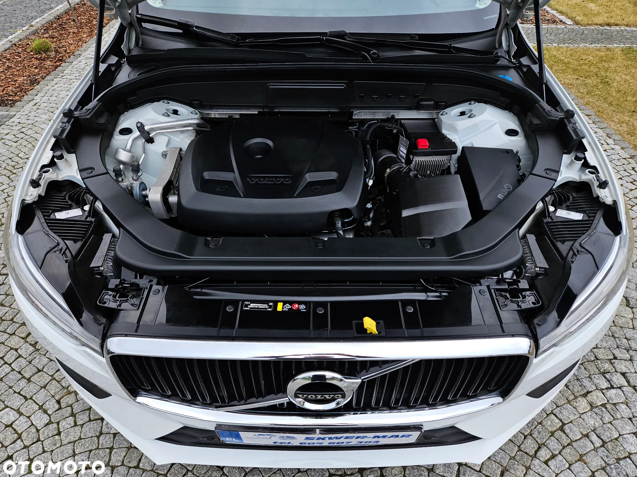 Volvo XC 60 T4 Momentum Pro - 36