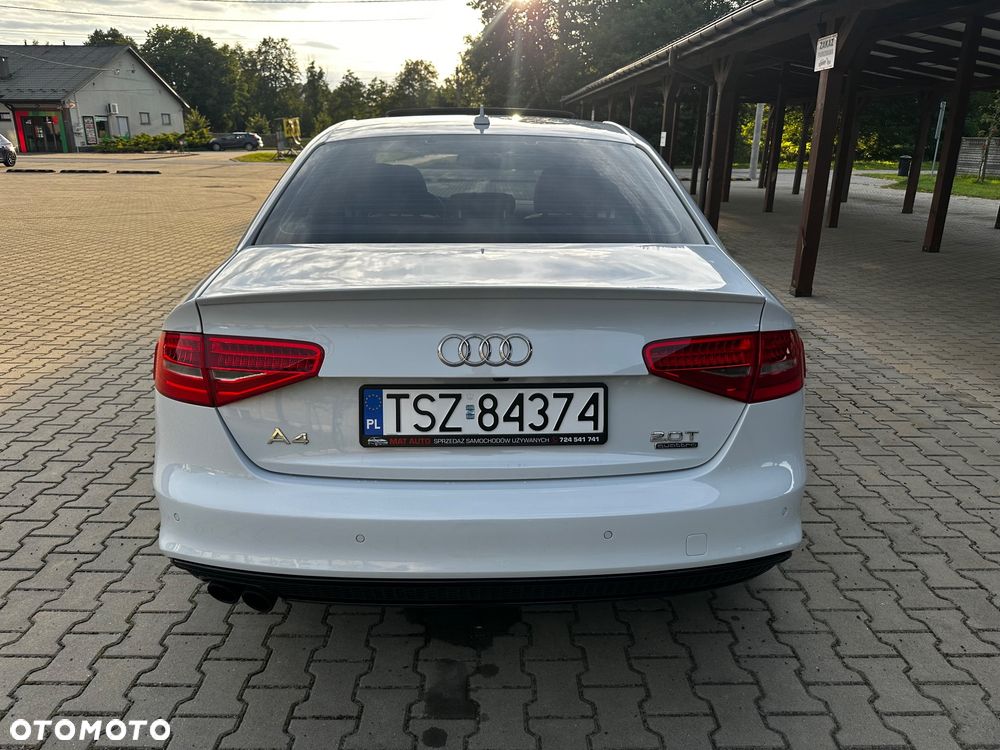 Audi A4 Limousine - 10