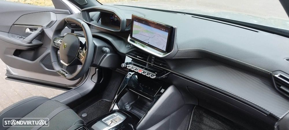 Peugeot e-2008 54 kWh GT - 21