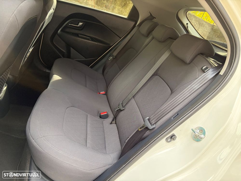 Kia Rio 1.2 CVVT Easy - 17