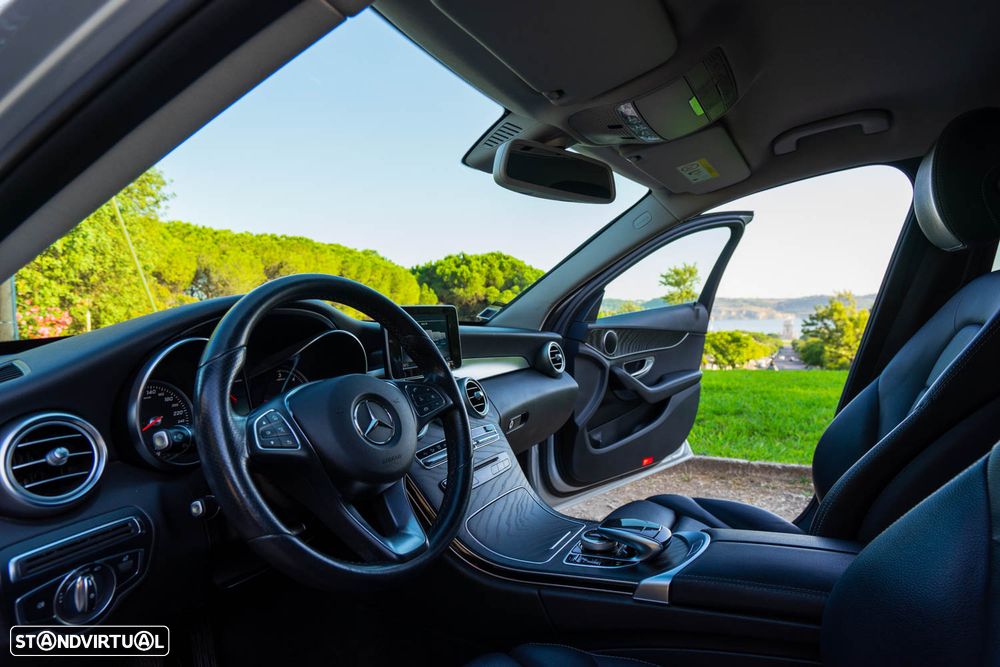 Mercedes-Benz C 220 - 12