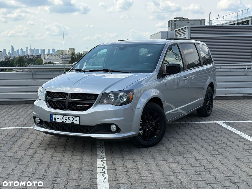Dodge Grand Caravan - 17