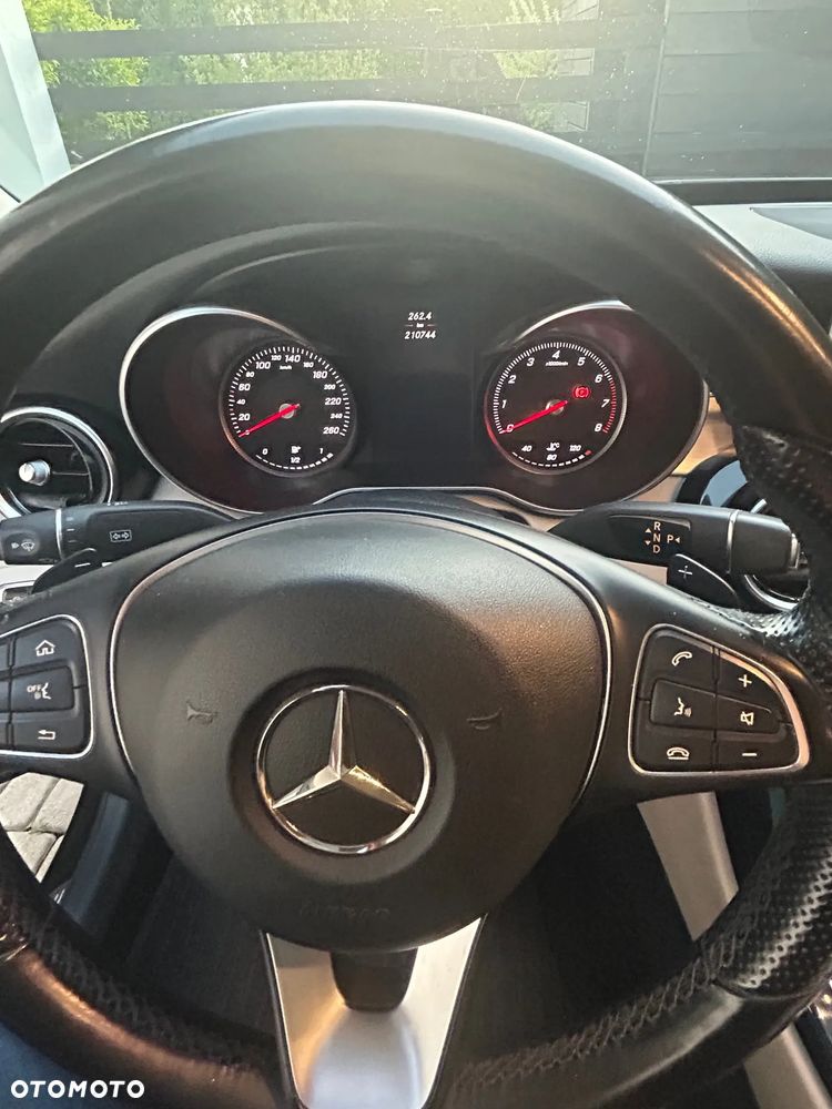 Mercedes-Benz Klasa C 180 7G-TRONIC - 7