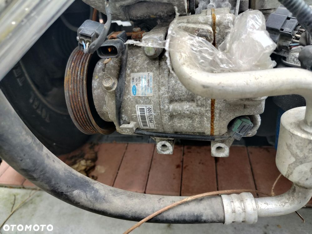 SPRĘŻARKA KOMPRESOR KLIMATYZACJI  HYUNDAI SANTA FE III 97701-1U500 - 1
