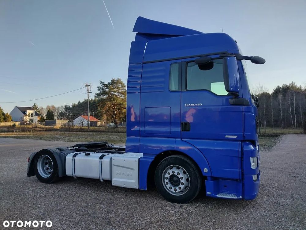 MAN TGX 18.460 Low Deck Mega - 13
