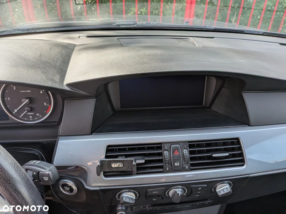 BMW Seria 5 - 15