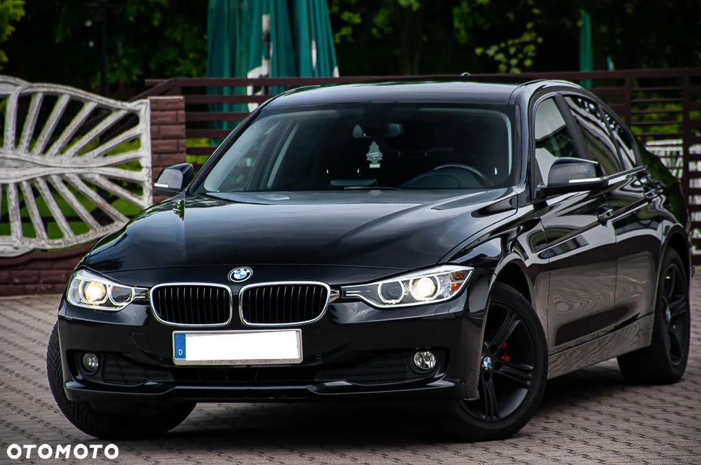 BMW Seria 3 320d Sport Line - 1