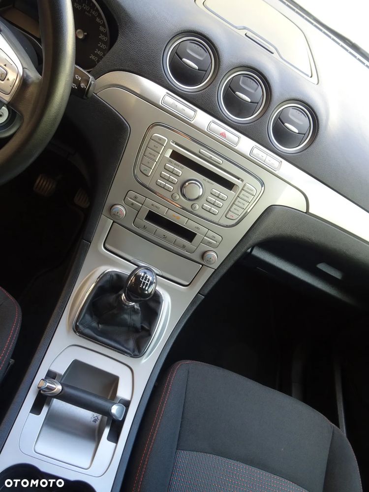 Ford Galaxy 2.0 TDCi DPF Trend - 12