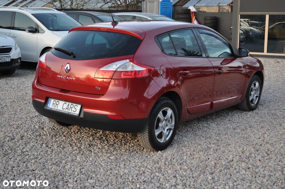 Renault Megane ENERGY TCe 115 Start & Stop Bose Edition - 6