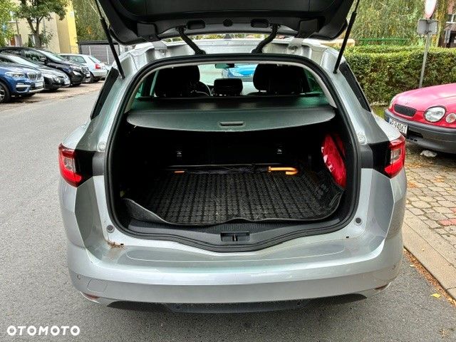 Renault Megane 1.3 TCe FAP Limited EDC - 13