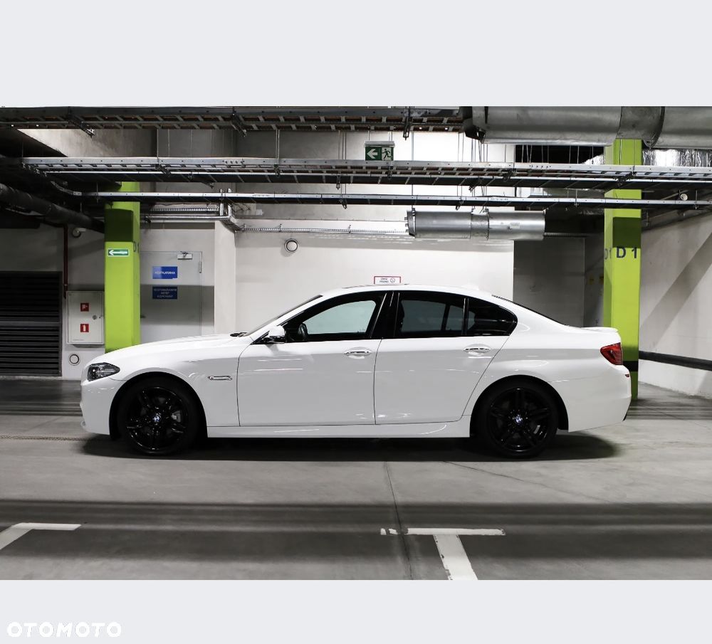 BMW Seria 5 528i xDrive - 3
