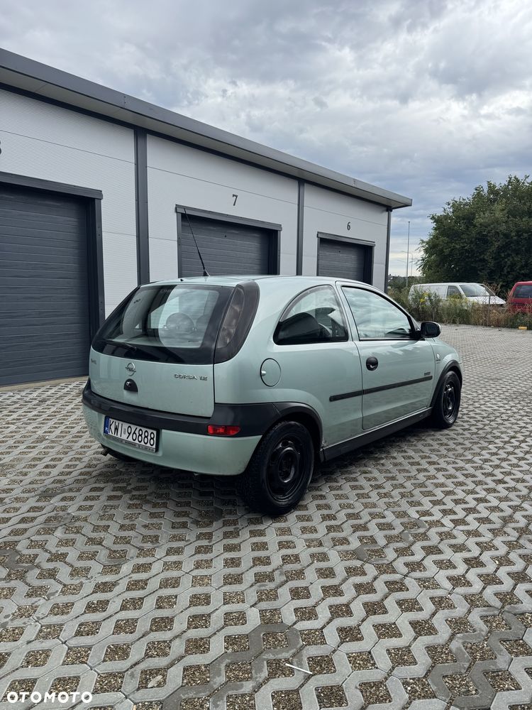 Opel Corsa - 4