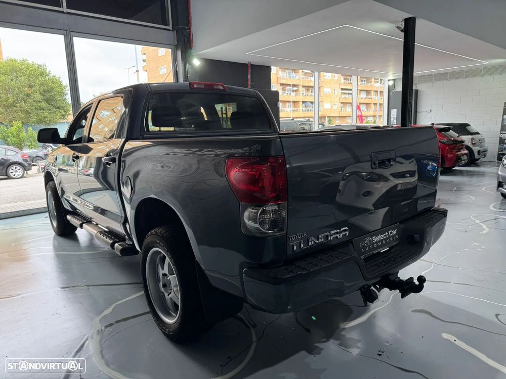 Toyota Tundra - 9