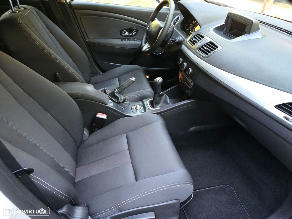 Renault Mégane 1.5 dCi Confort - 25