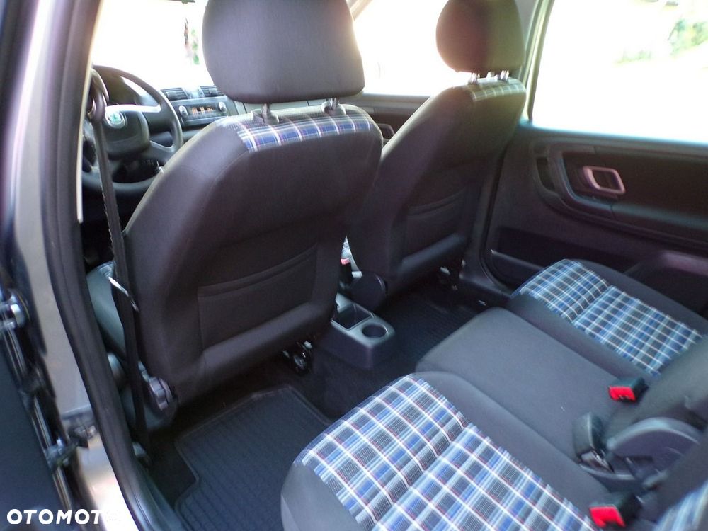 Skoda Roomster - 24