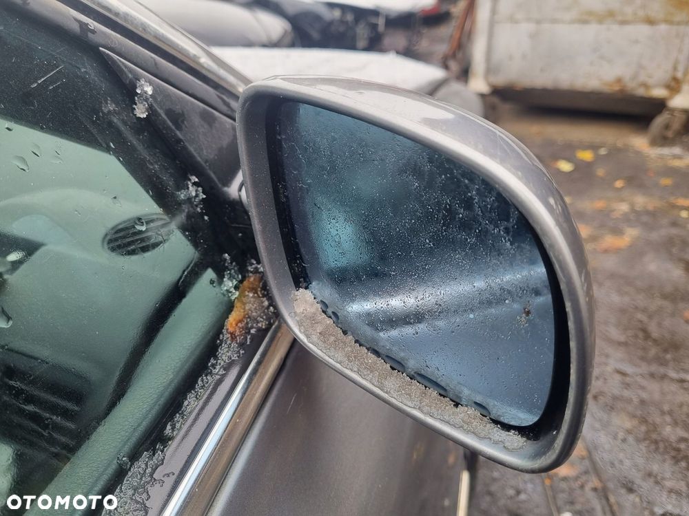 VOLSWAGEN PASSAT B5 00-05 LIFT LUSTERKO PRAWE WERSJA EU KOD LD7W * - 2