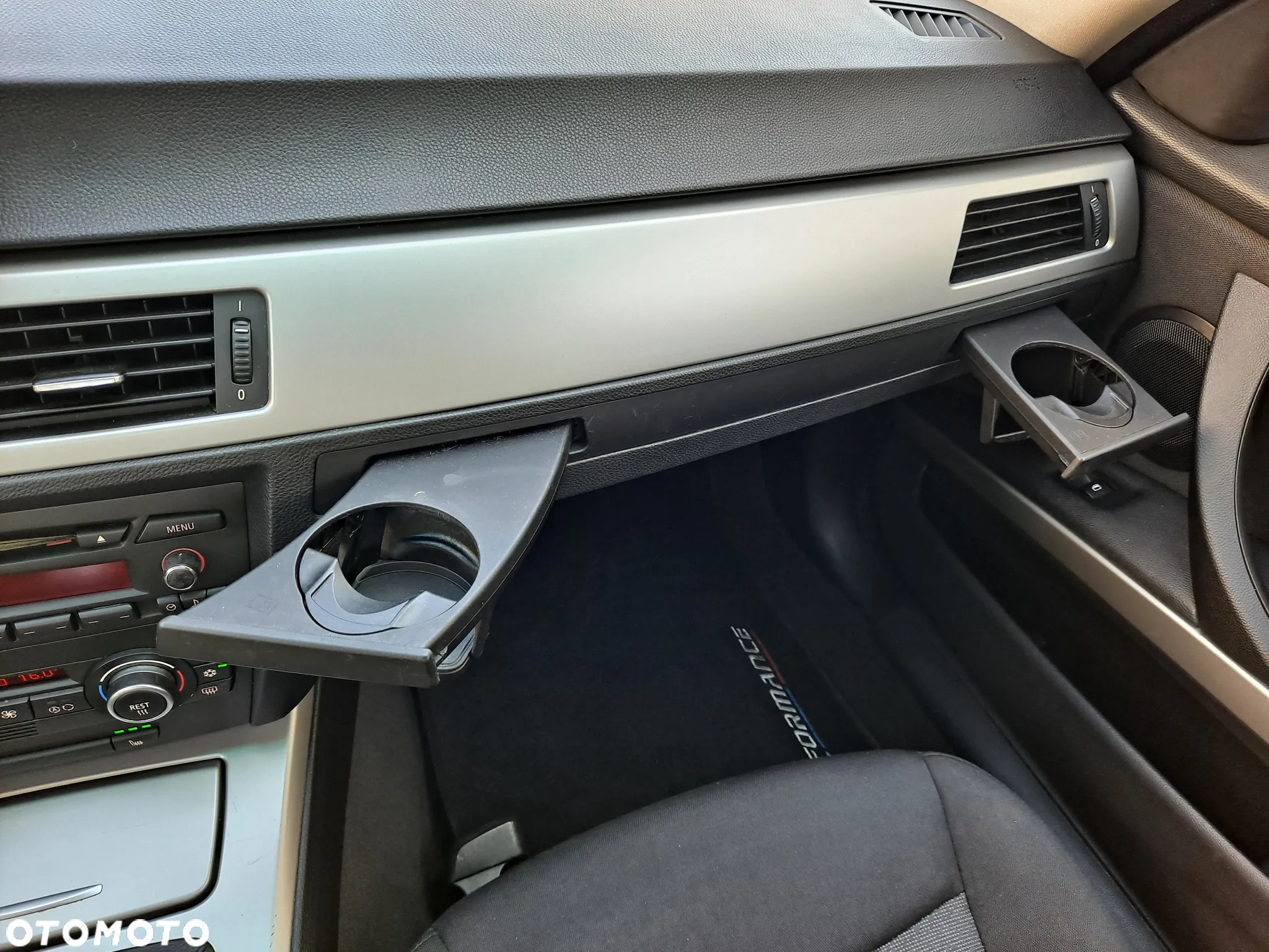 BMW Seria 3 320i - 21