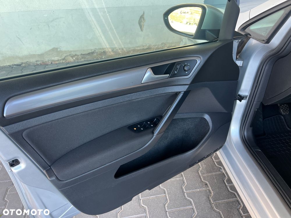 Volkswagen Golf 1.2 TSI BlueMotion Technology Comfortline - 10