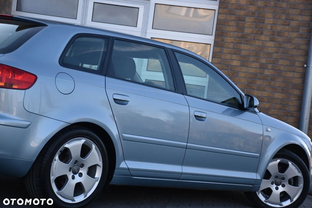 Audi A3 Sportback 2.0 TDI Ambiente - 37