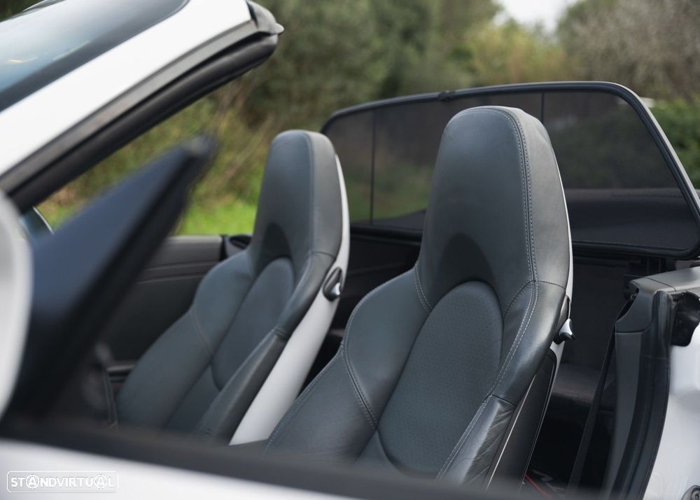 Porsche 911 (997) Turbo Cabriolet - 28
