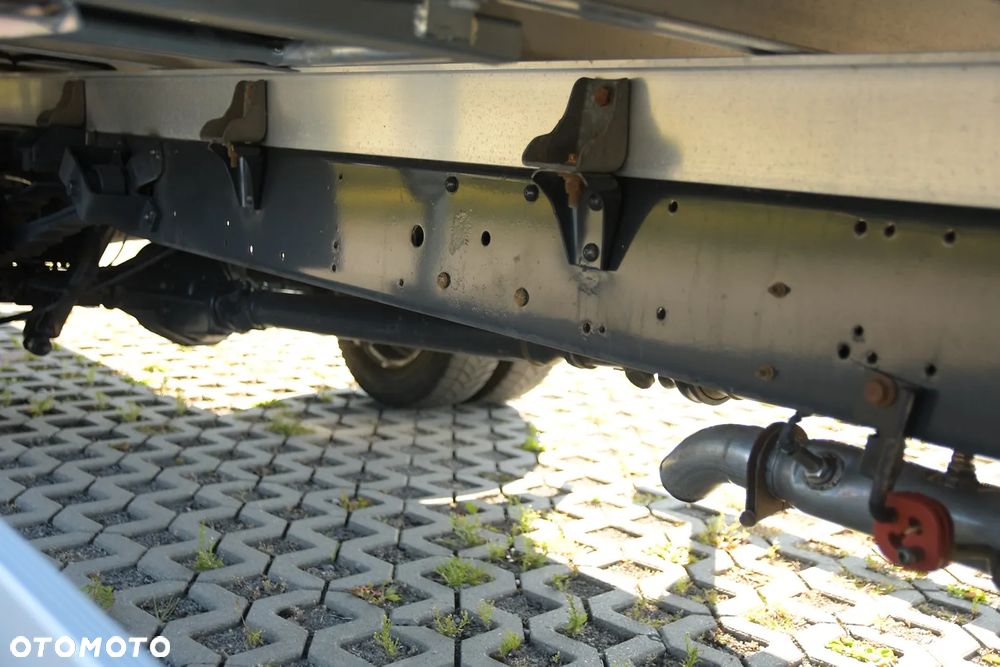 Iveco DAILY 50-180 * KONTENER Długość 6,1m 12epal* PRZEB 166 000km! * Salon Polska - 16