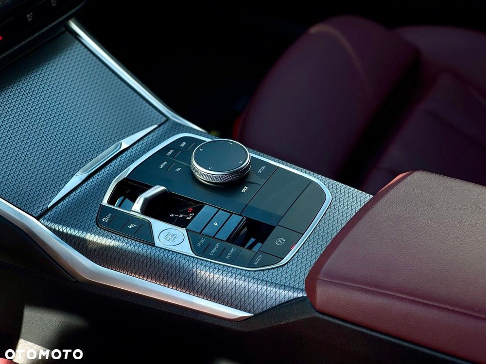 BMW Seria 3 M340i xDrive mHEV sport - 10
