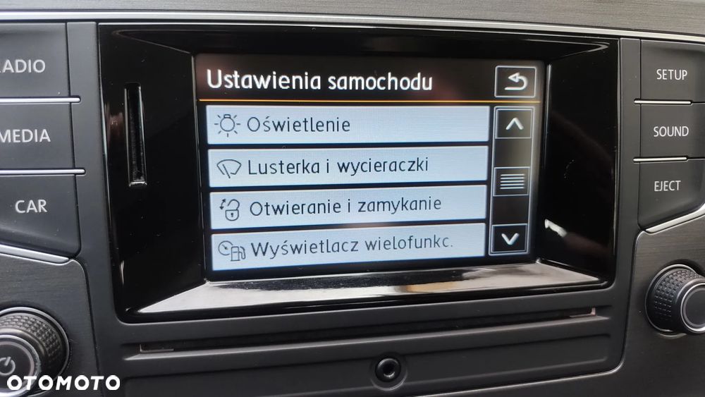 Volkswagen Golf - 23