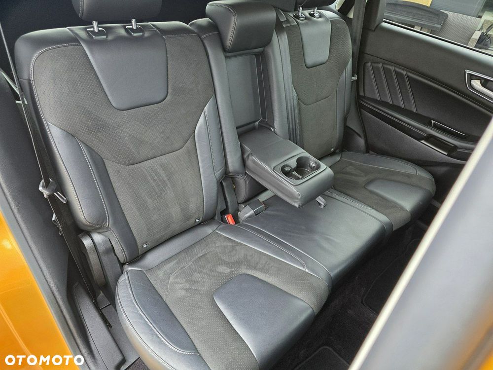 Ford Edge 2.0 TDCi 4x4 ST-LINE - 35