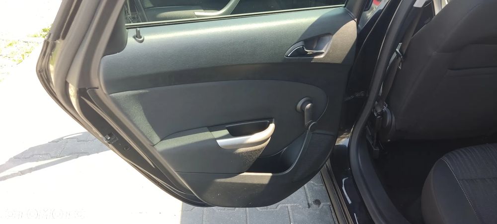 Opel Astra 2.0 CDTI Automatik ENERGY - 23