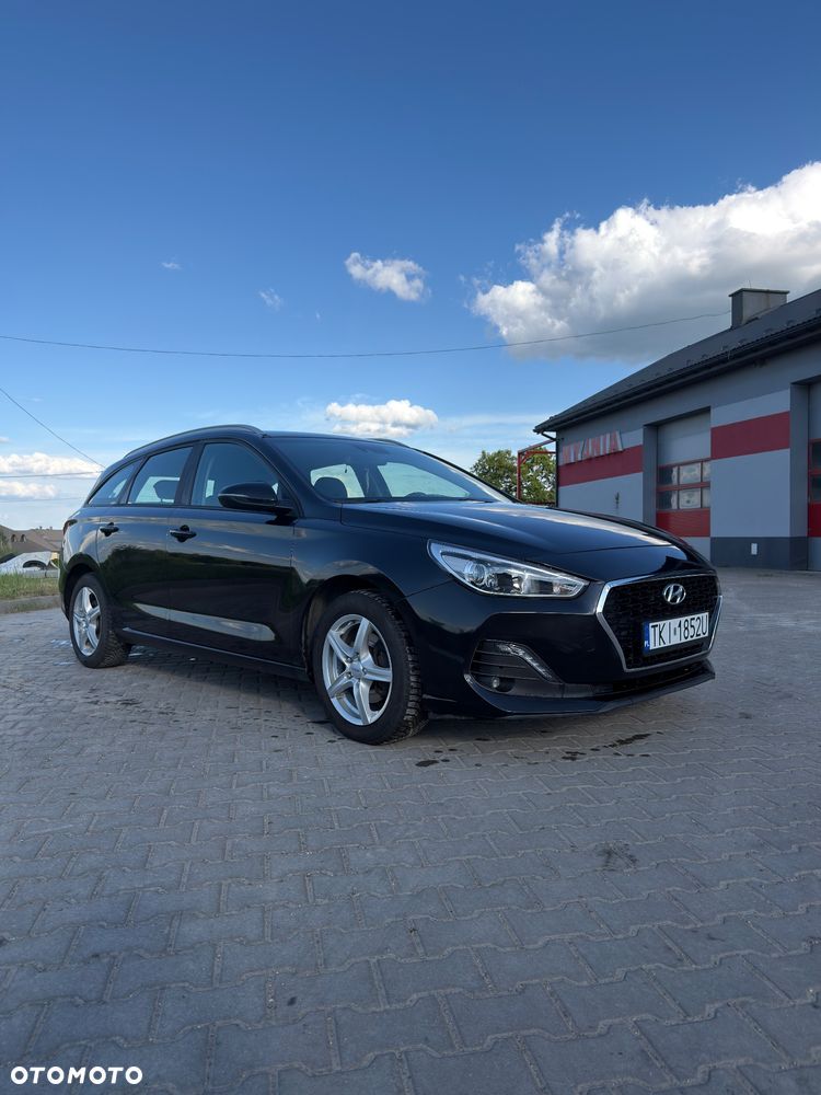 Hyundai i30 1.6 D Classic + - 1