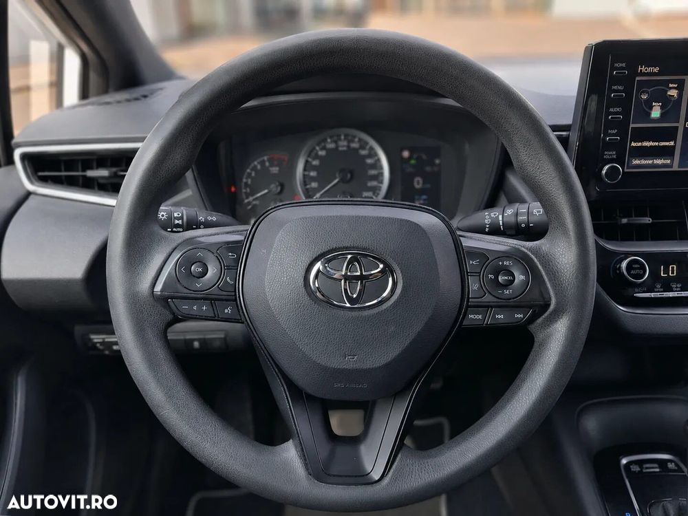 Toyota Corolla - 13