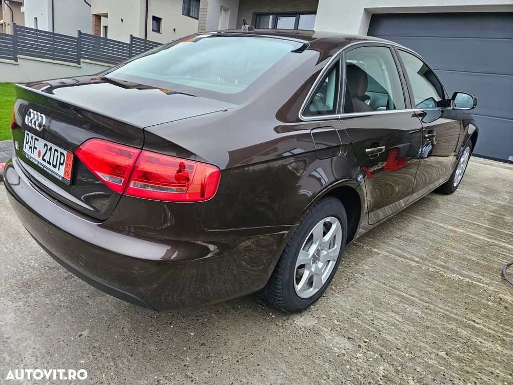 Audi A4 2.0 TDI DPF Attraction - 11