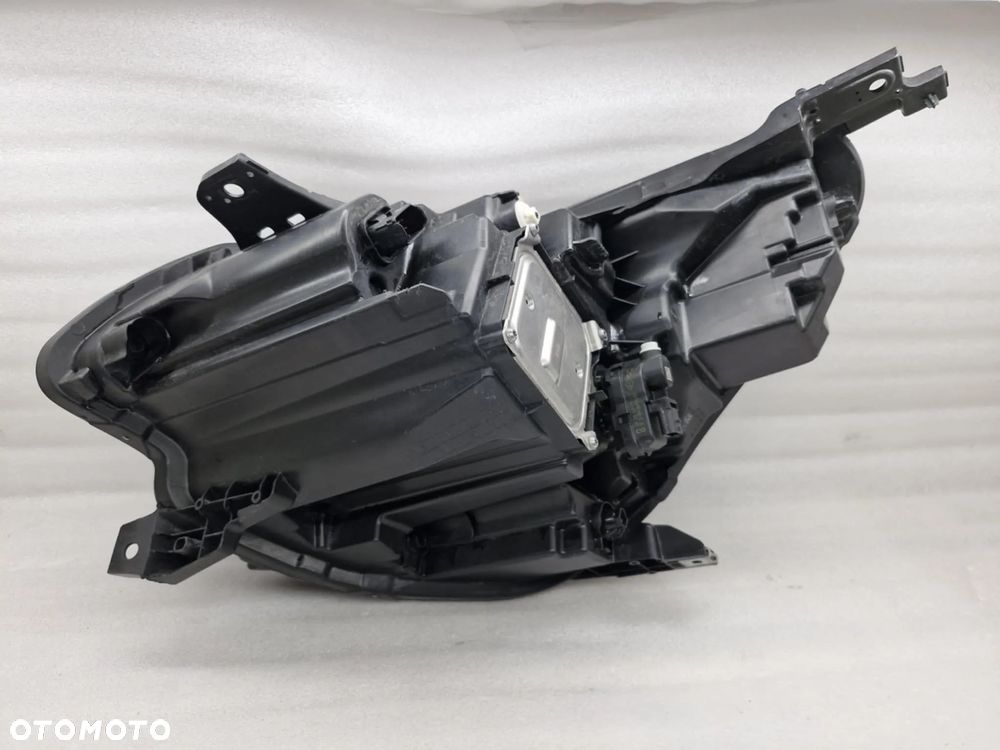 RENAULT CAPTUR II FULL LED LAMPA PRAWA PRZÓD 260104525R - 11