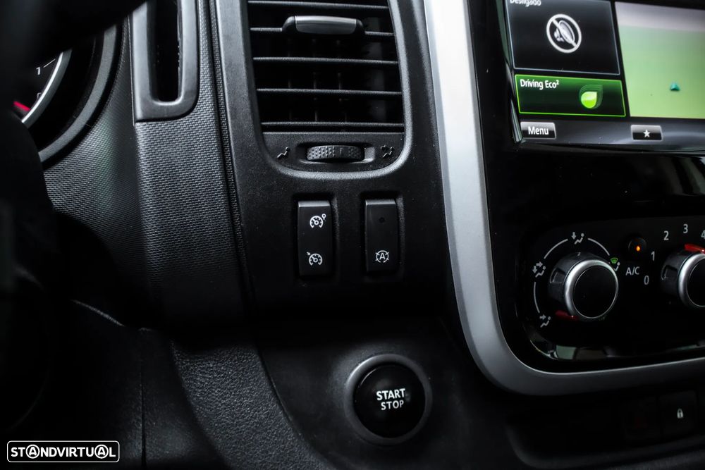 Renault Trafic 2.0 Blue dCi L1 Equilibre - 23