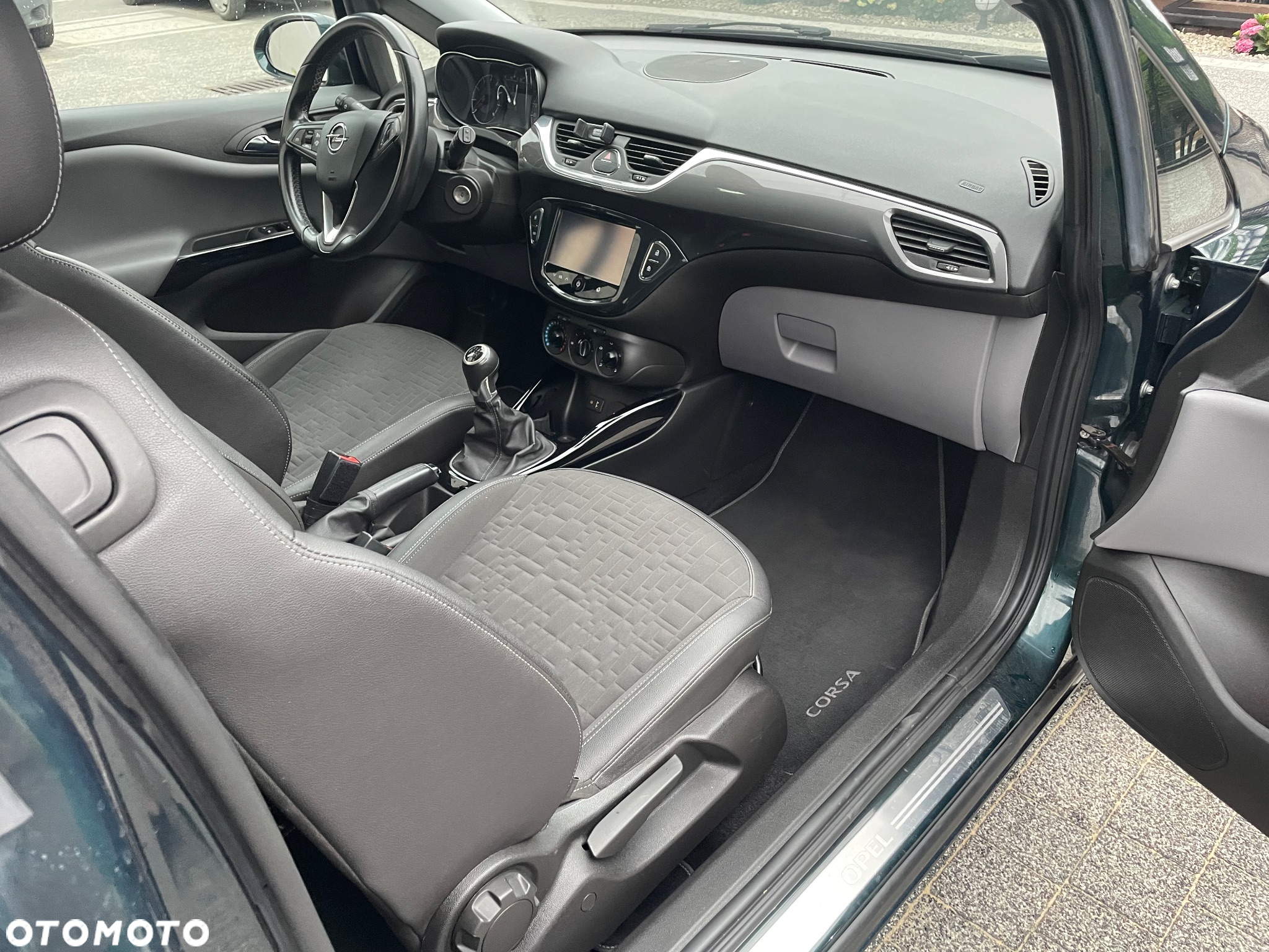 Opel Corsa 1.4 Turbo Start/Stop Color Edition - 12
