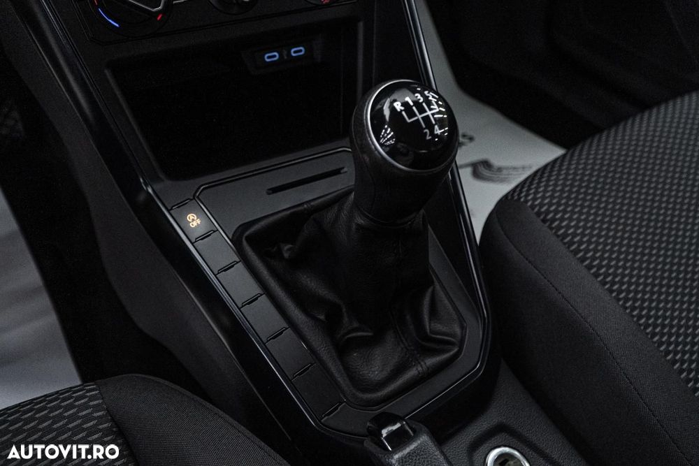 Volkswagen Polo 1.0 Comfortline - 18