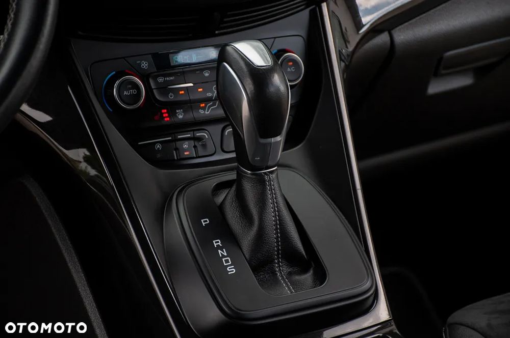 Ford Kuga 1.5 EcoBoost AWD ST-Line ASS - 37