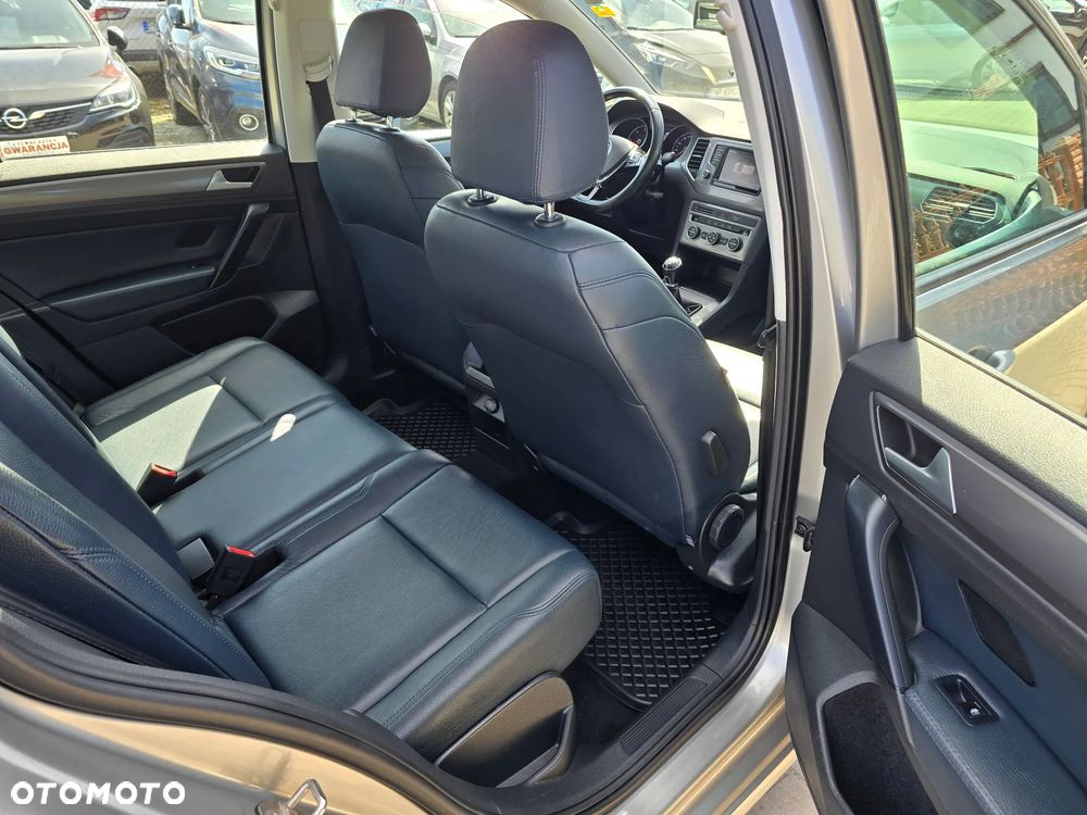 Volkswagen Golf Sportsvan - 10